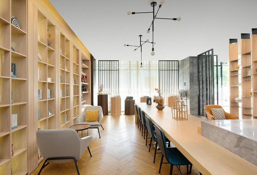 Atour Hotel Nanning Nanhu Subway Station