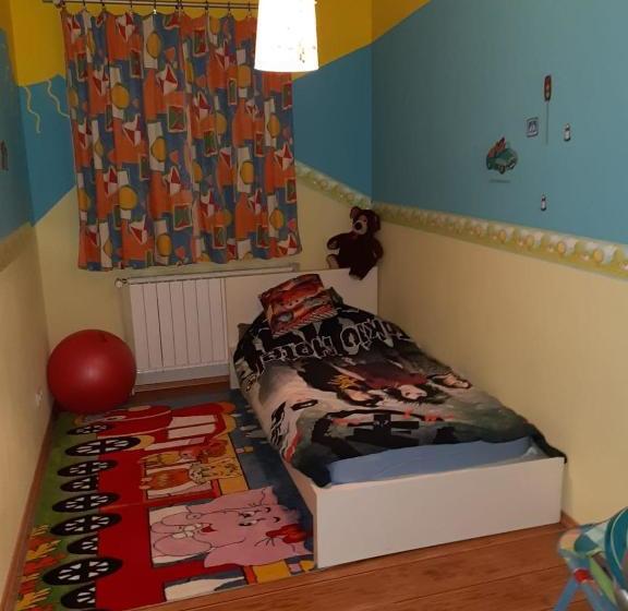 تختخواب و صبحانه Apartment Brcko Distrikt