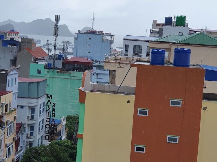 هتل Cat Ba Thailand