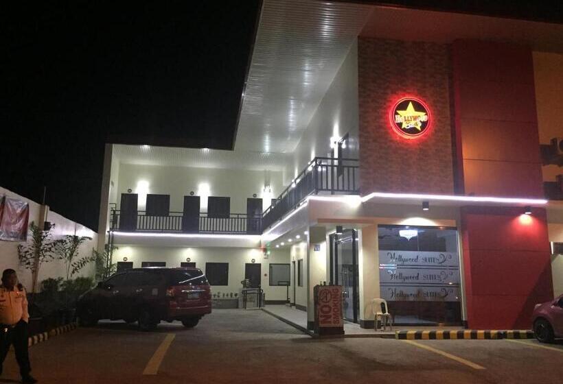 هتل Hollywood Suites