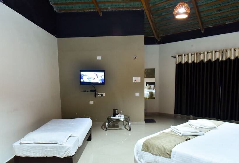 בית מלון כפרי Hoysala Resort