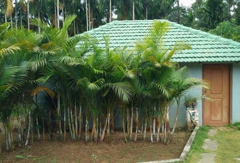 בית מלון כפרי Hoysala Resort