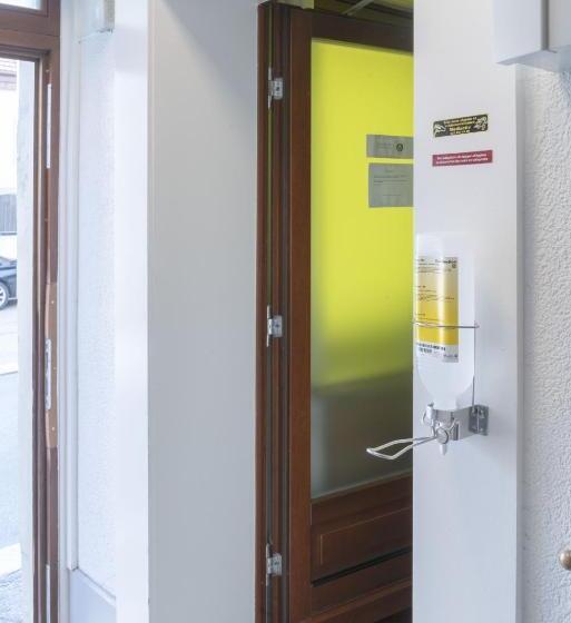 ホテル Hôtel Du Cheval Blanc