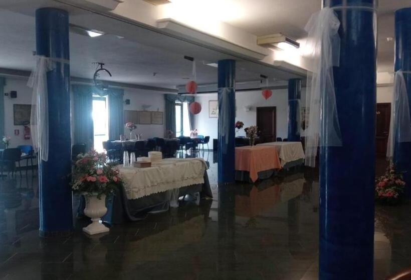 فندق La Barcarola