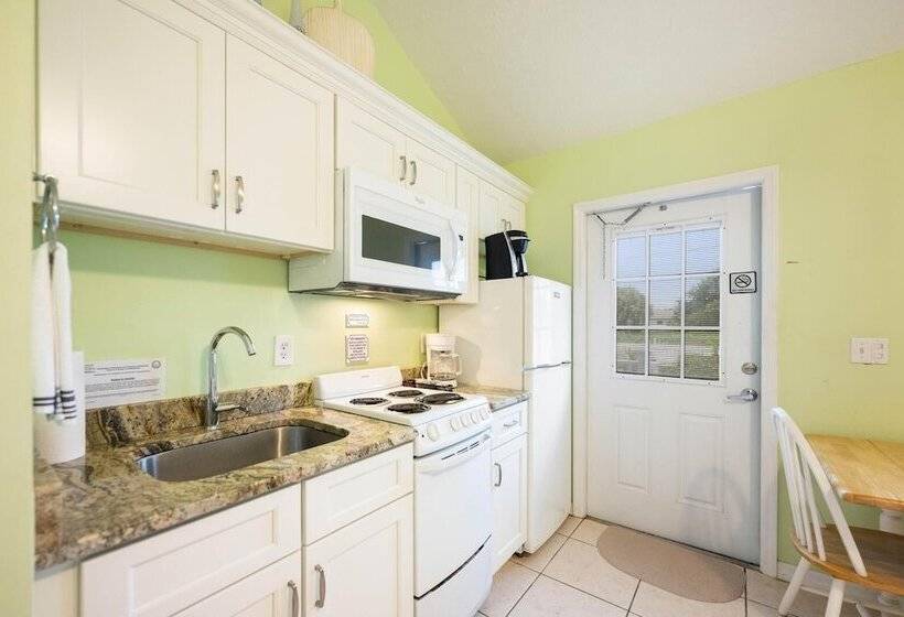 فندق Seahorse Beach Bungalows