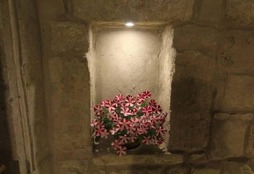 호텔 Tafana Cave & Stone Lodge