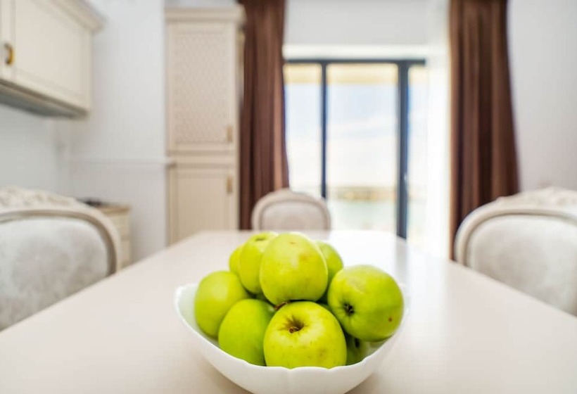 Miramare Residence Apart