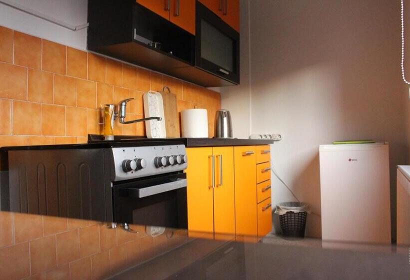 پانسیون Apartmani Ramonda