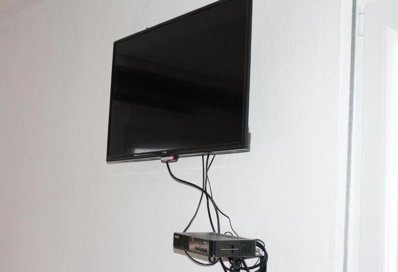 پانسیون Apartmani Ramonda