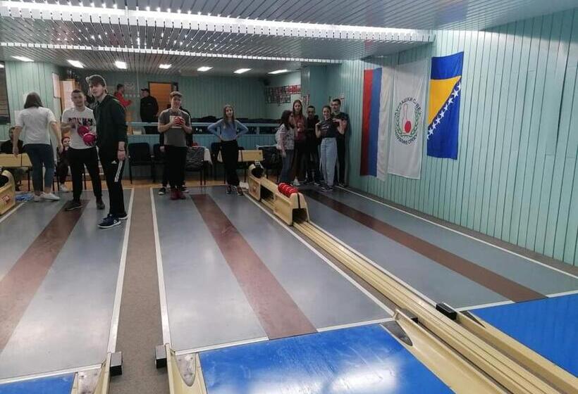 پانسیون Apartmani Ramonda