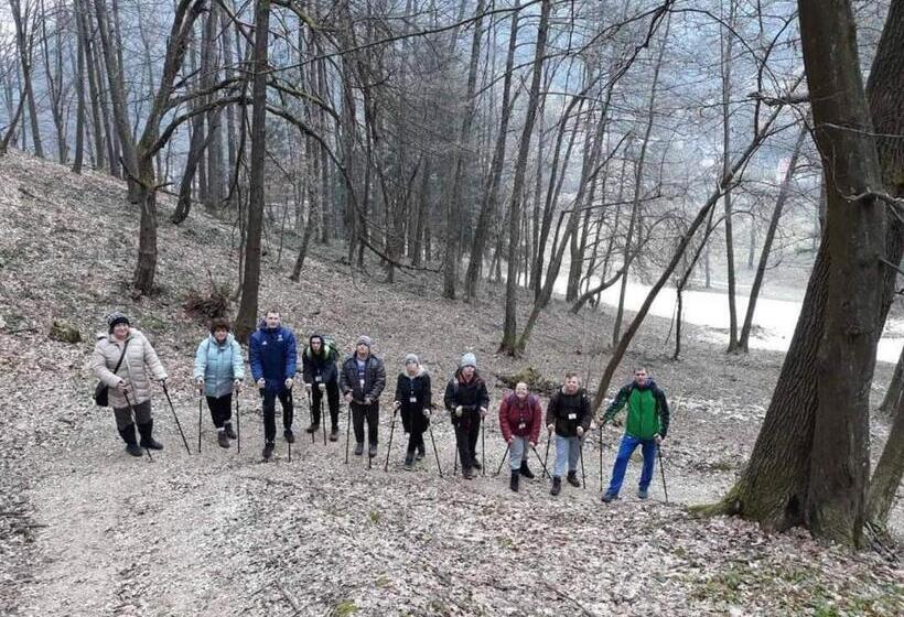 پانسیون Apartmani Ramonda