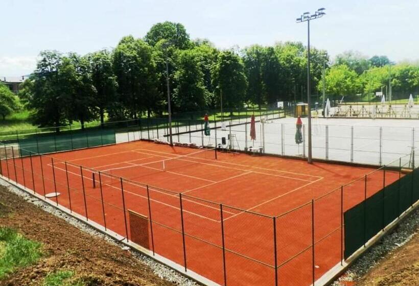 پانسیون Apartmani Ramonda