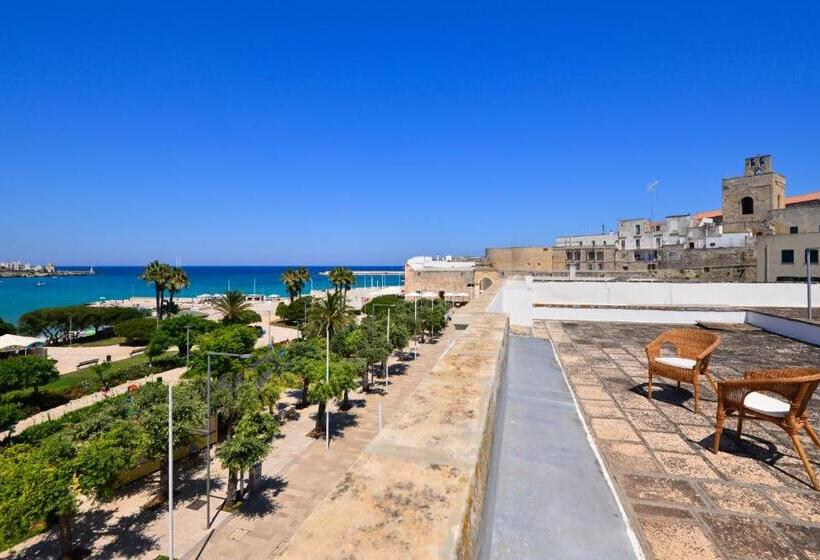 פנסיון Balcone Su Otranto