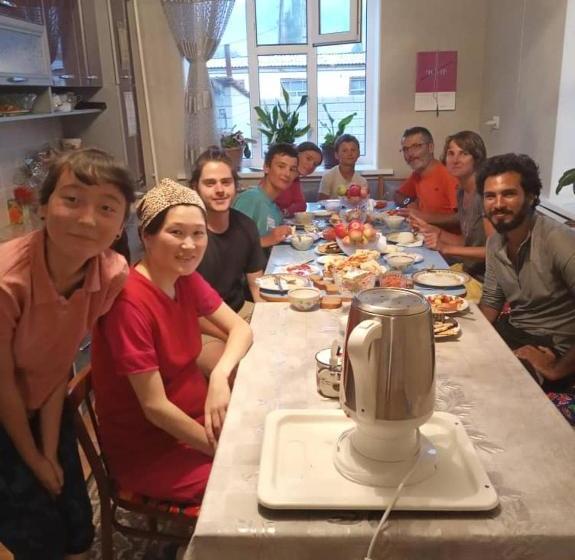 پانسیون Max Guest House