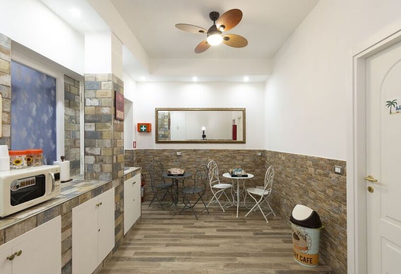 ペンション Violetta