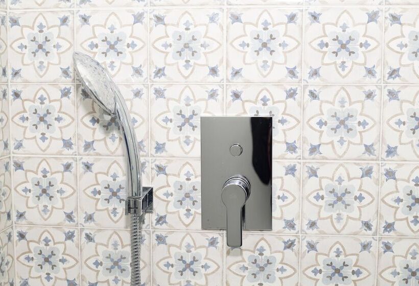 ペンション Violetta