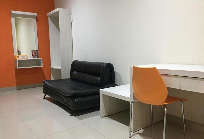 Reddoorz Plus @ Hotel Alden Makassar