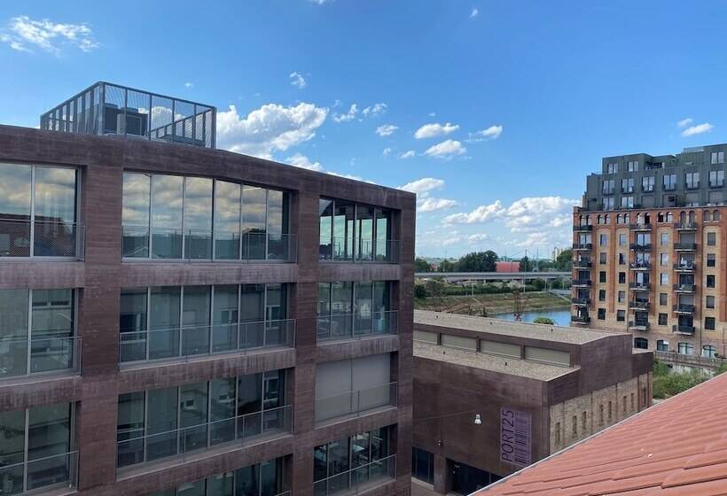 تختخواب و صبحانه Am Hafen