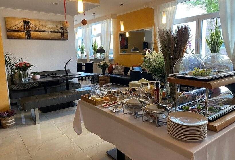 تختخواب و صبحانه Am Hafen