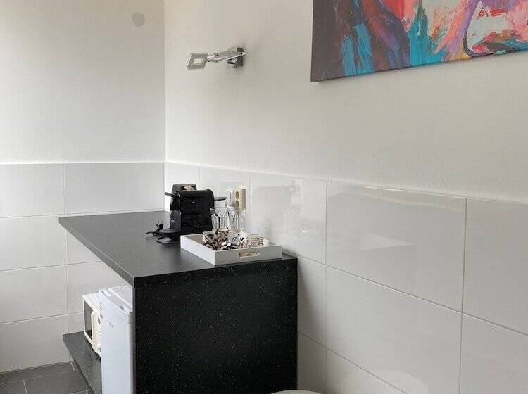 تختخواب و صبحانه Am Hafen