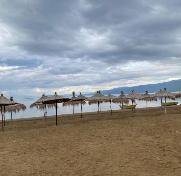 British Hotel Pogradec