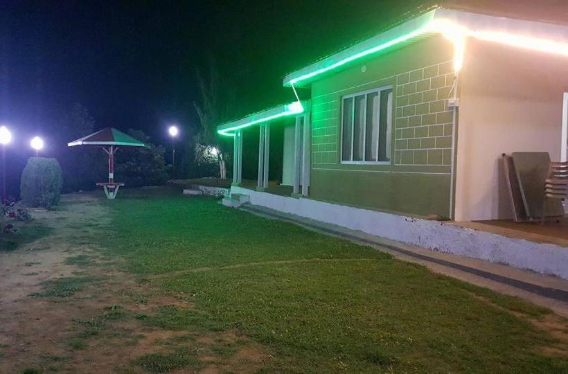 ホテル Chikar Highland Resort