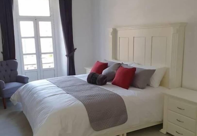 فندق Estancia Real