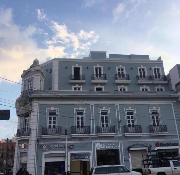 فندق Estancia Real