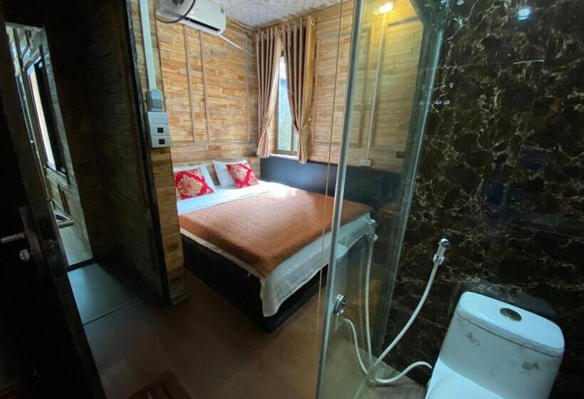 هتل Lila Inn & Motorbike Tours Ha Giang