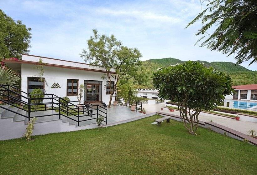 هتل The Maharana Bagh By Trulyy