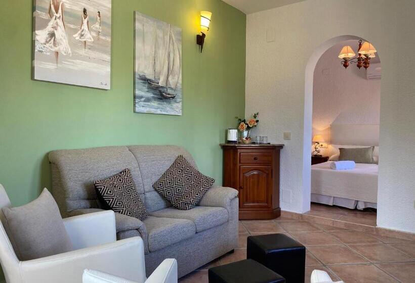 M A S L A P A U Country Hotel   Adults Only