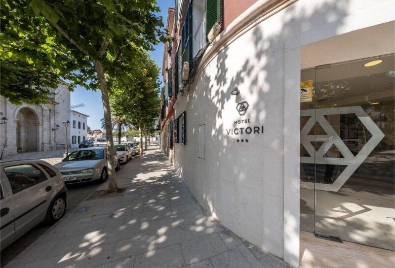 Отель Victori