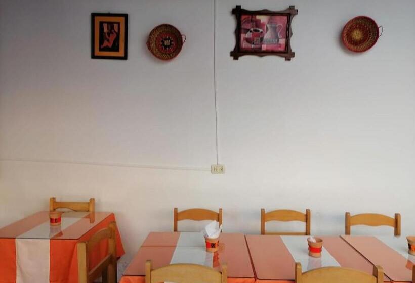 Общежитие La Estacion San Pedro