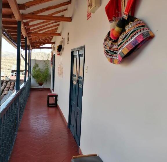 Общежитие La Estacion San Pedro