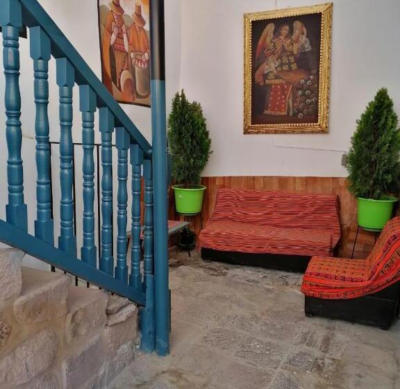 Общежитие La Estacion San Pedro