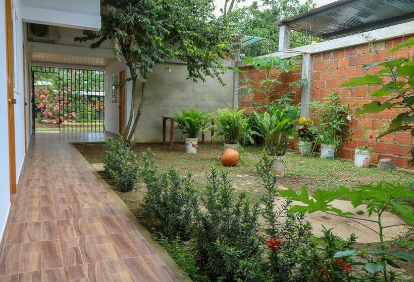 הוסטל Posada Los Cristales