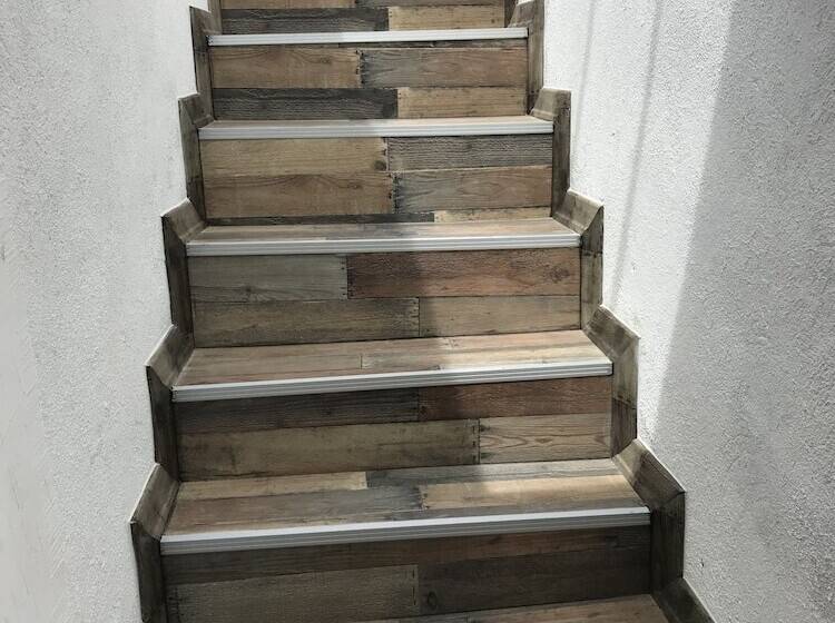 Amintas Hostel & Motel