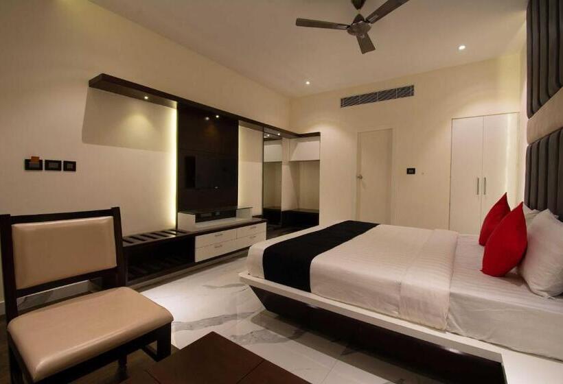 Collection O Hotel Royal Benza