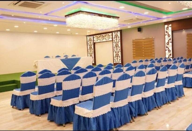 Collection O Hotel Royal Benza