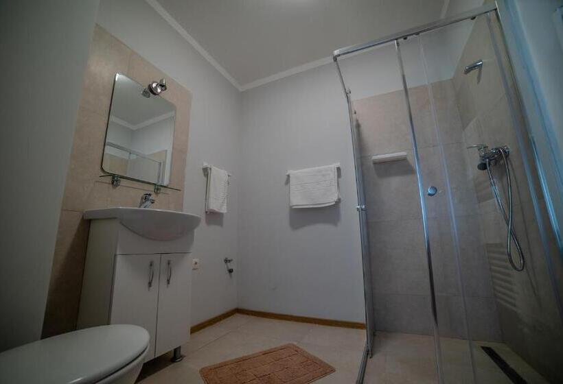 Elis Residence