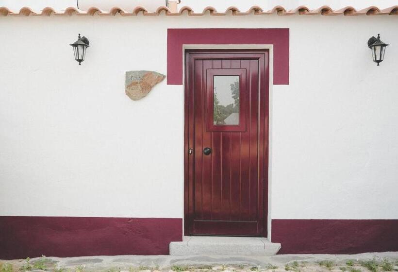 בית מלון כפרי Casas Da Faia   Nature Guest House