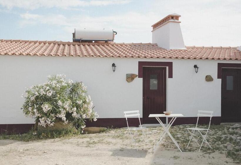 בית מלון כפרי Casas Da Faia   Nature Guest House