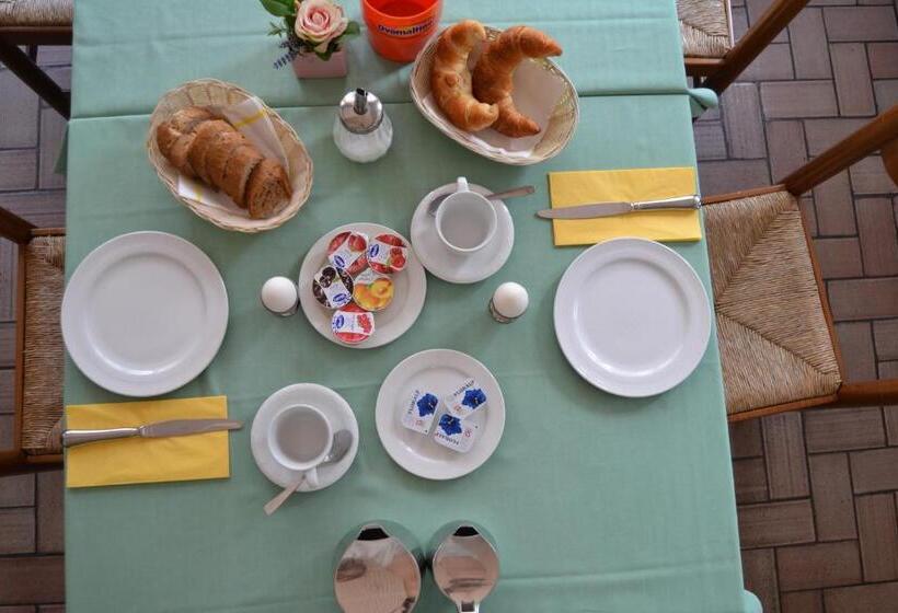 בית מלון כפרי Della Stazione