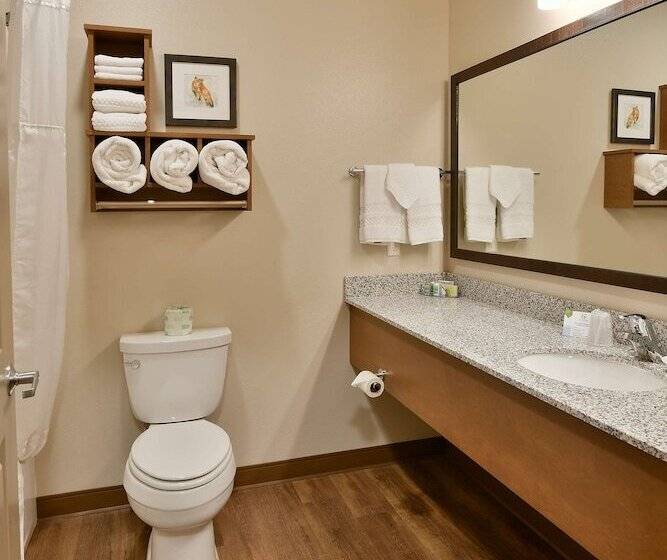 Grandstay Hotel & Suites