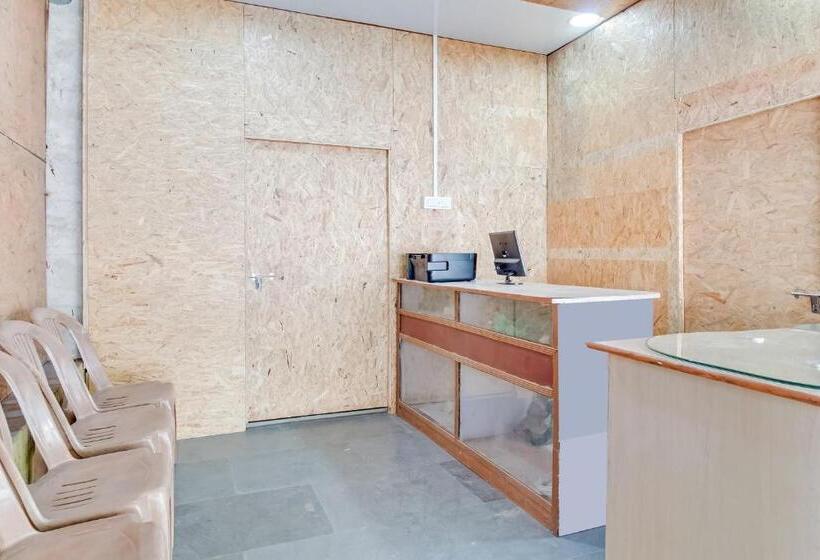 בית מלון כפרי Karla Hill   Lonavala