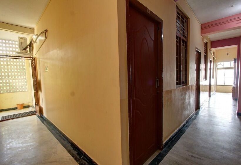 فندق Oyo 38664 Rt Residency