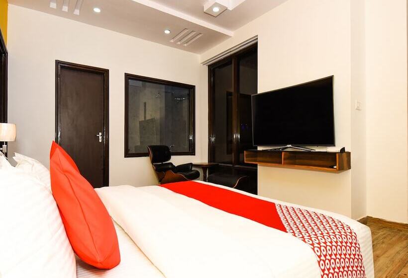 فندق Oyo 42636 Zest Damodar Garh