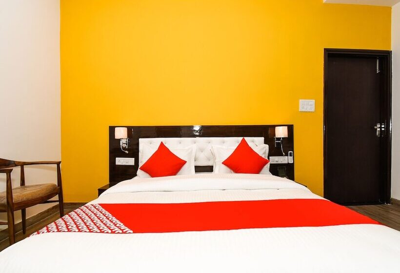 فندق Oyo 42636 Zest Damodar Garh