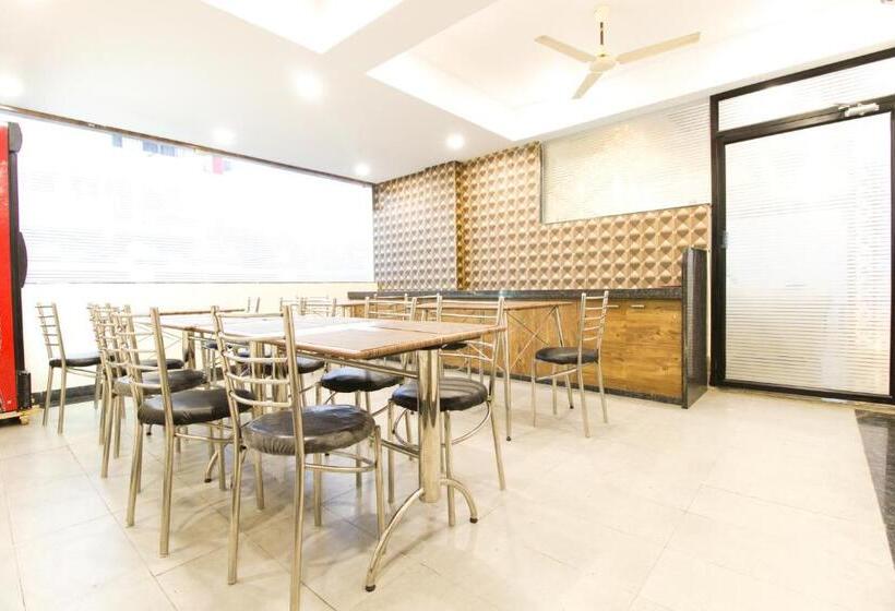 ホテル Star Zest House