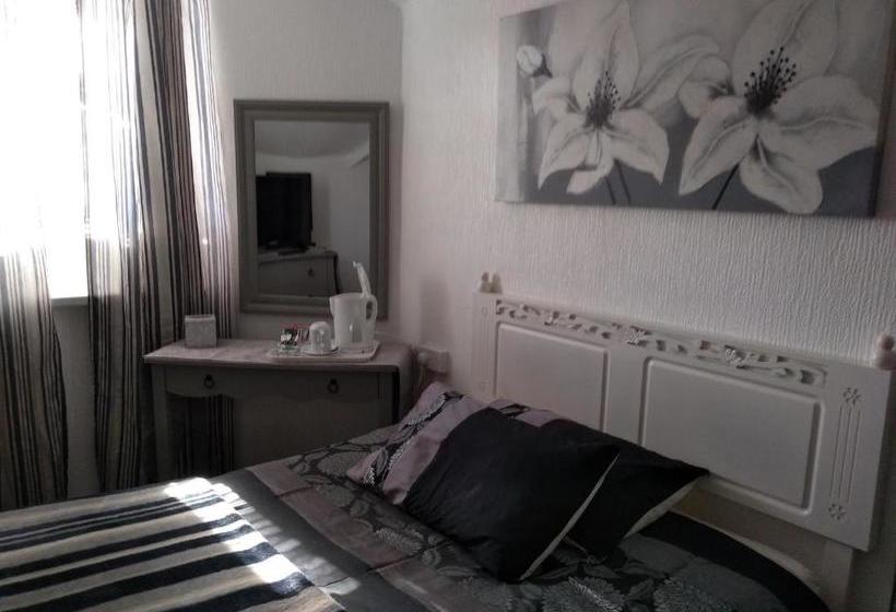 ペンション Marllew